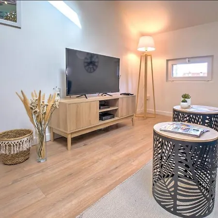 Les Coeurs De - Hyper Centre - Climatisation - Wi-fi Apartmán Ribérac
